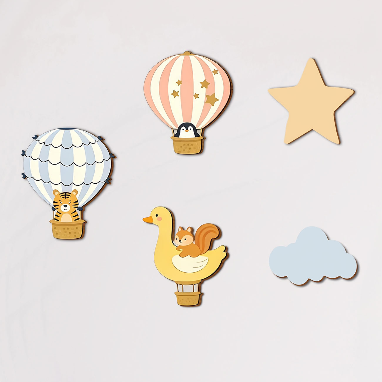 Wall Decal Nursery - 5Pcs Animal Hot Air Balloon Wooden