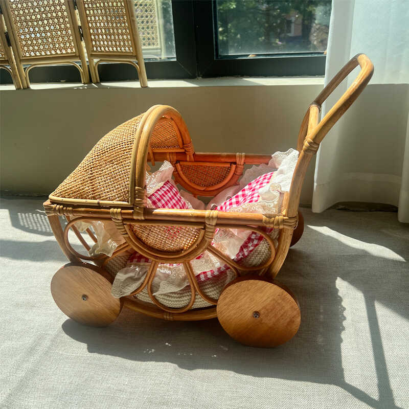 Woven Rattan Baby Stroller Vin - Baby Nursery Basket recension och pris